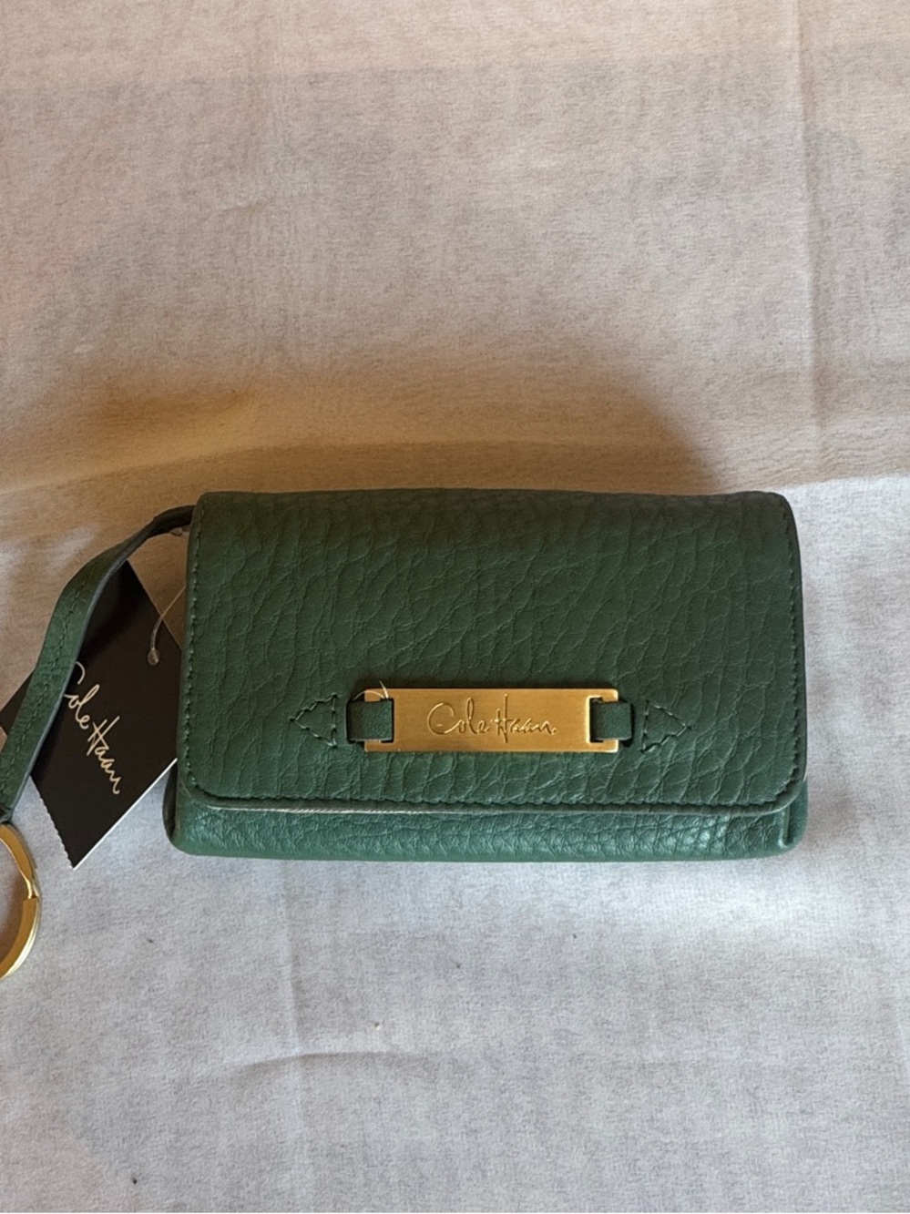 Cole Haan Forest Green Pebbled Leather Key & Card Holder with Gold Plate